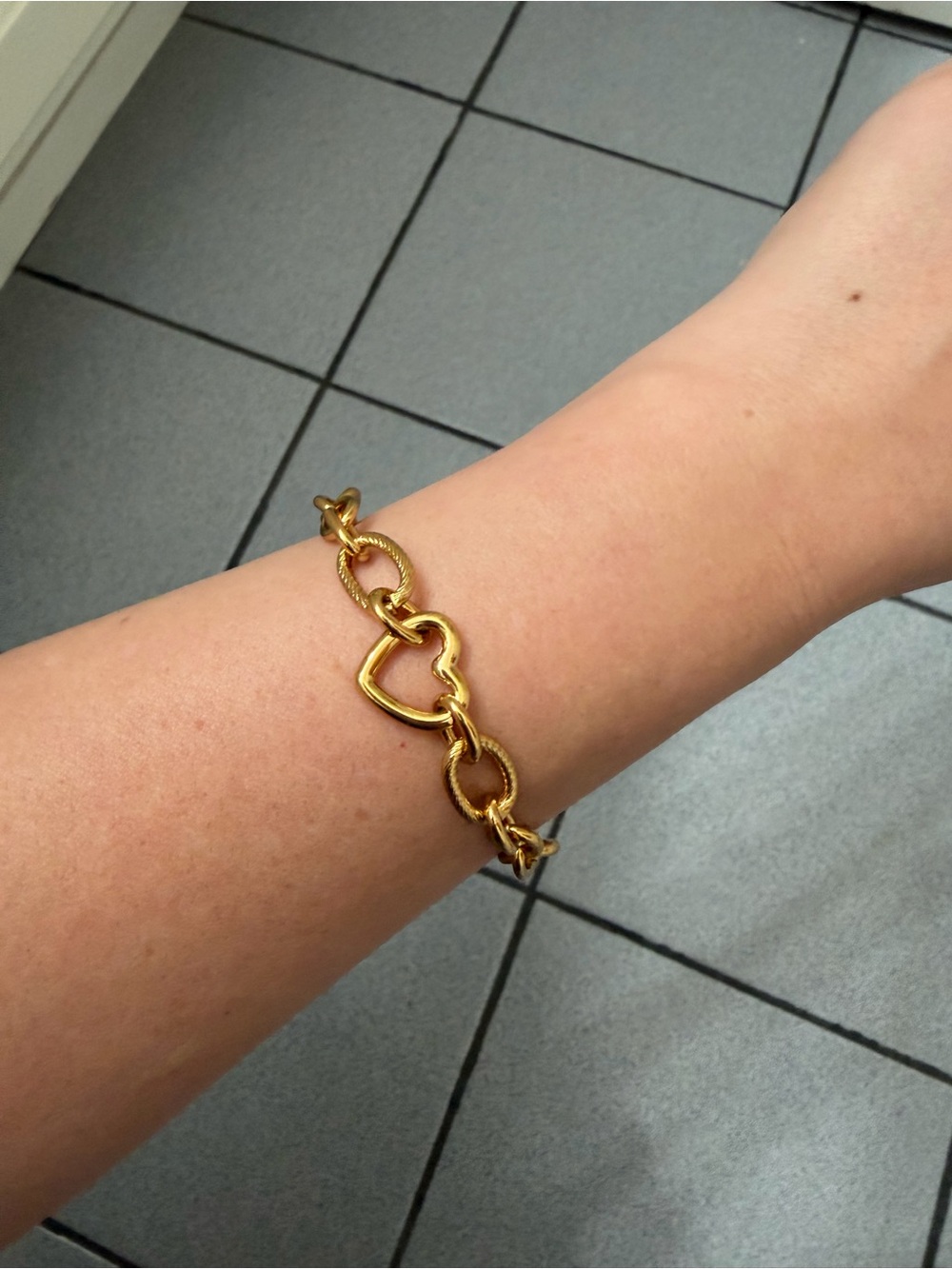 SLIDE Gold Heart Link Bracelet
